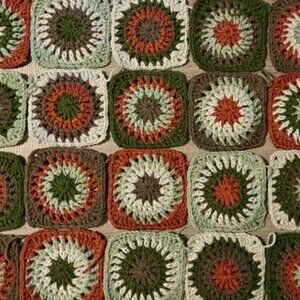 Lot of 20 4.5” FALL COLORS Crochet STARBURST GRANNY SQUARES Afghan DIY
